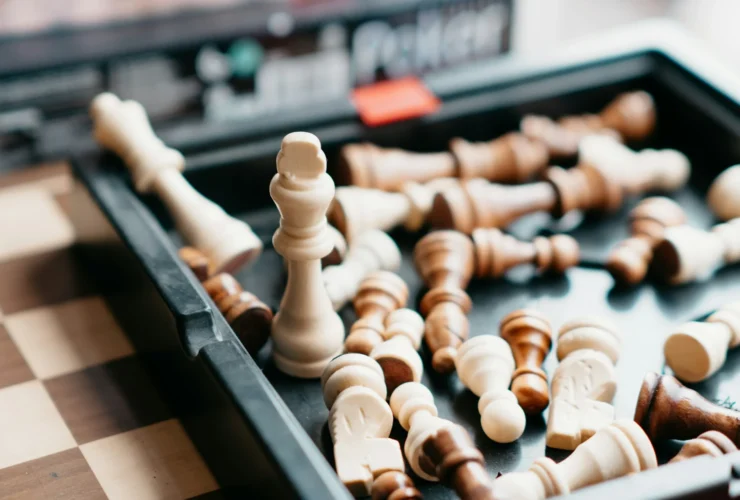 Waste to Wealth: Launch Your Gamified Smart City Business!